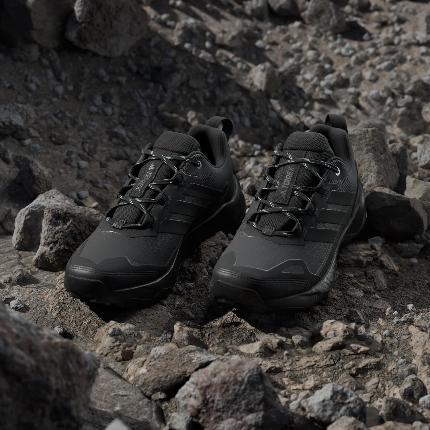 image:imageadidas Outdoor Terrex Skychaser AX5 GoreTEX HikingCarbonBlackSemi Flash Aqua